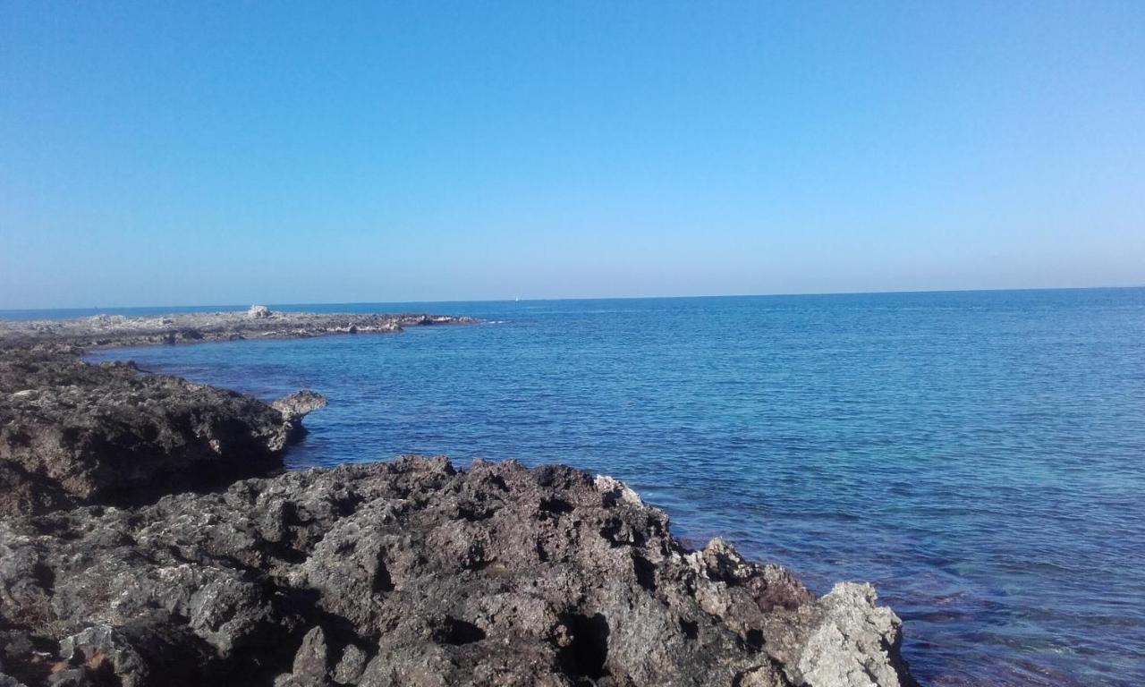 Casa a 30 M dal mare Villa Sant Isidoro  Bagian luar foto